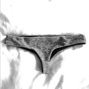 BEACH RIOT x STONE COLD FOX